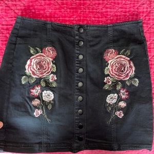 Kendall and Kylie skirt